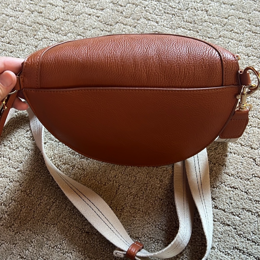 Universal Thread Crossbody - Picture 4 of 4